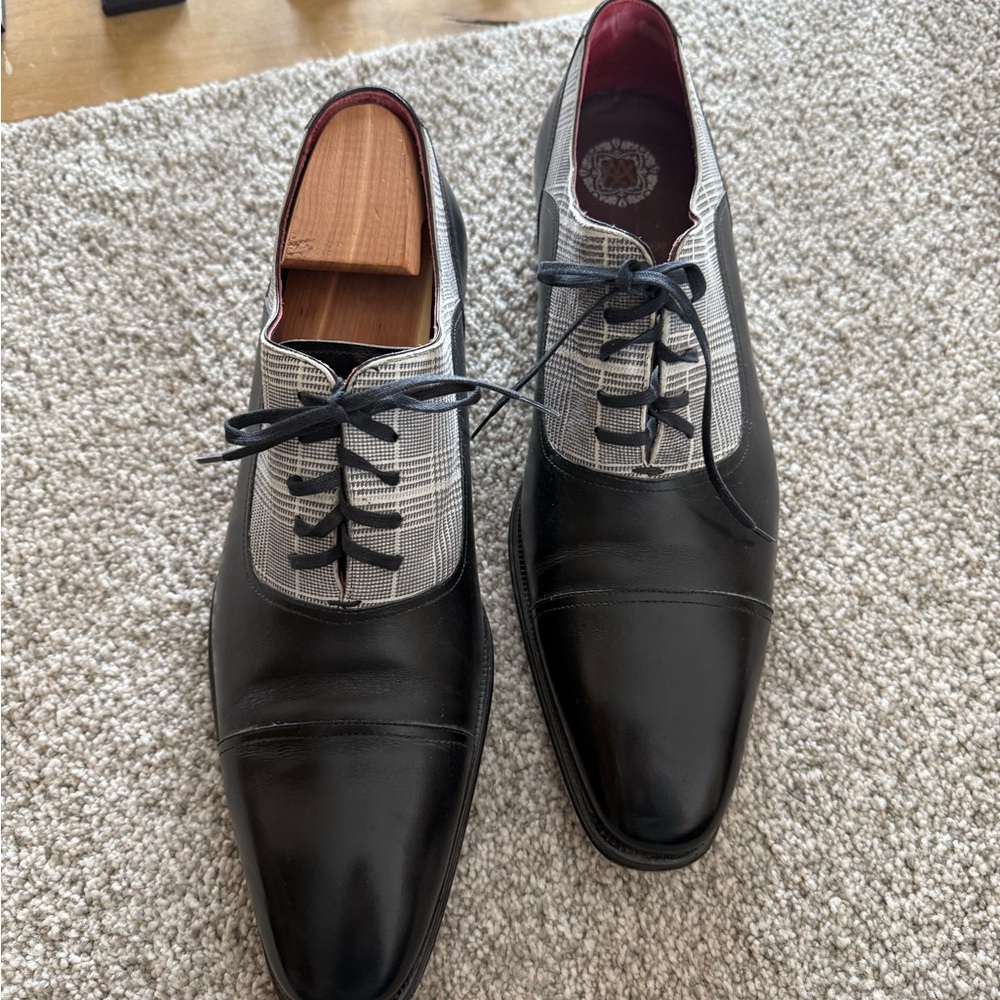 Mezlan Black Leather Cap-Toe Oxfords with Gray Plaid Vamp and Burgundy Lining
